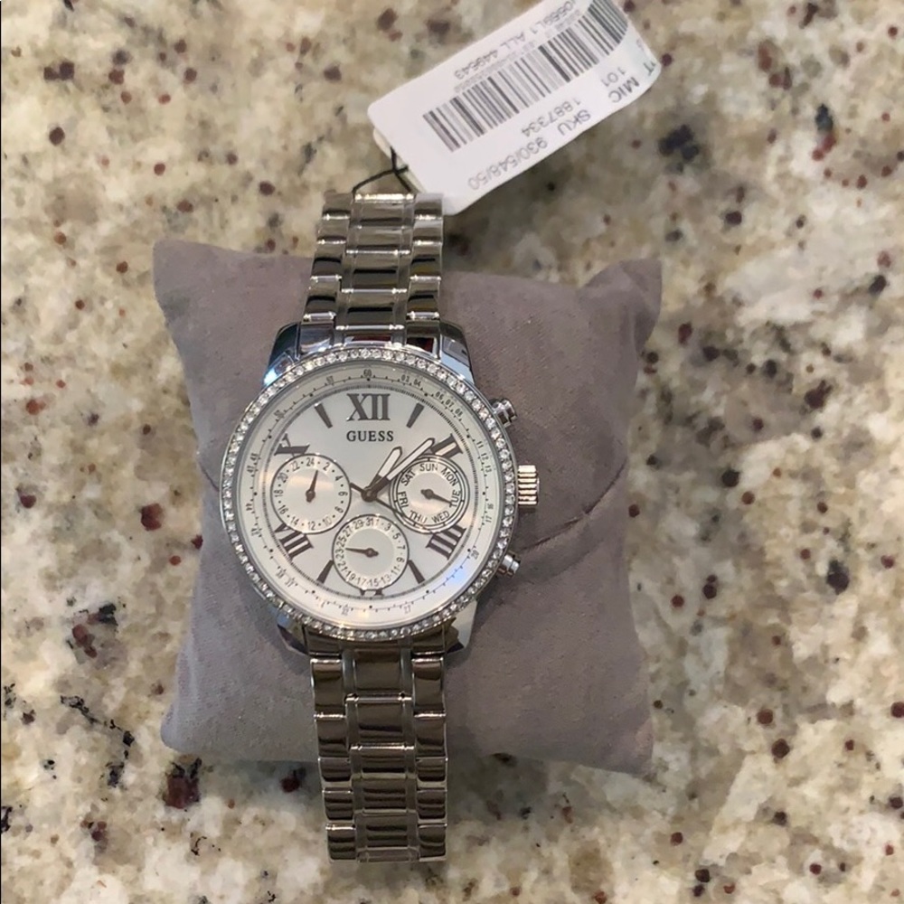 NWT! Guess watch